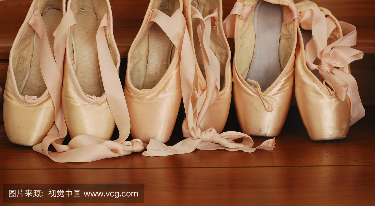 芭蕾舞鞋,芭蕾舞女鞋,足尖站立,尖头鞋