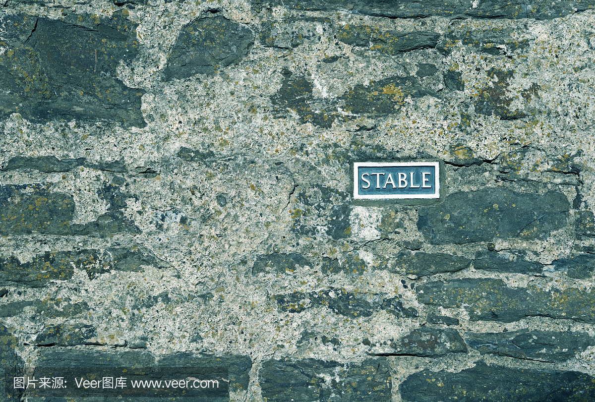 康威威尔士中世纪城墙上的稳定标志