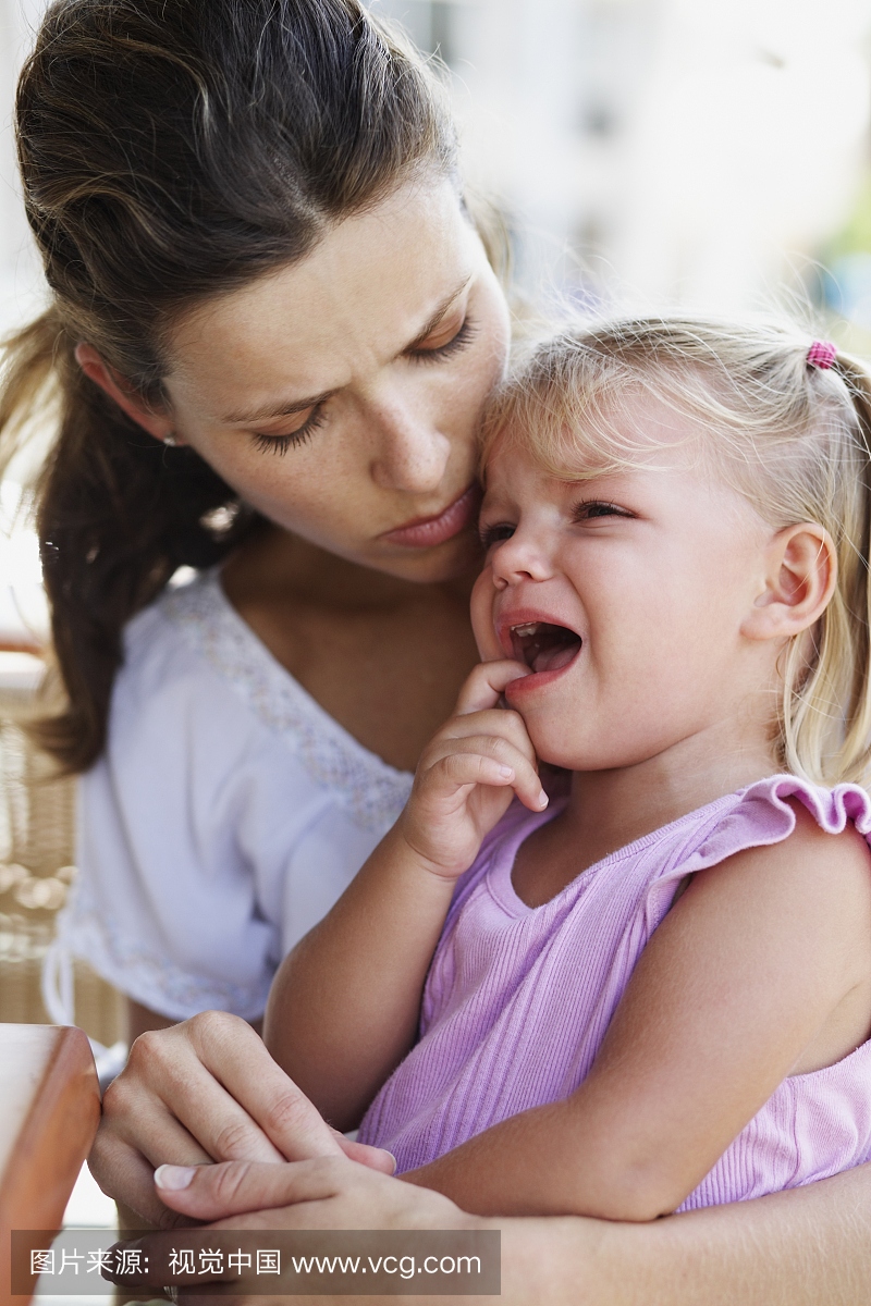 女儿,独生子女家庭,健康保健,坐