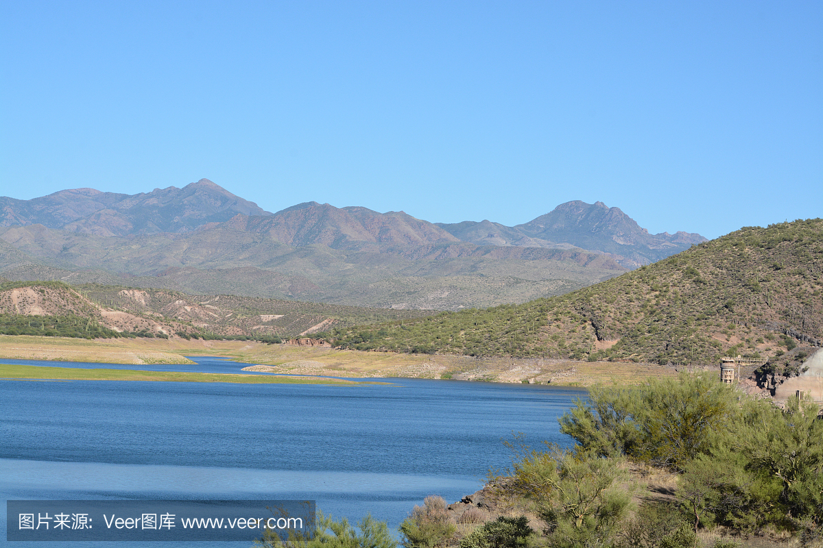 马托湖在Tonto国家森林里