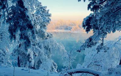 清新冬季雪景背景图