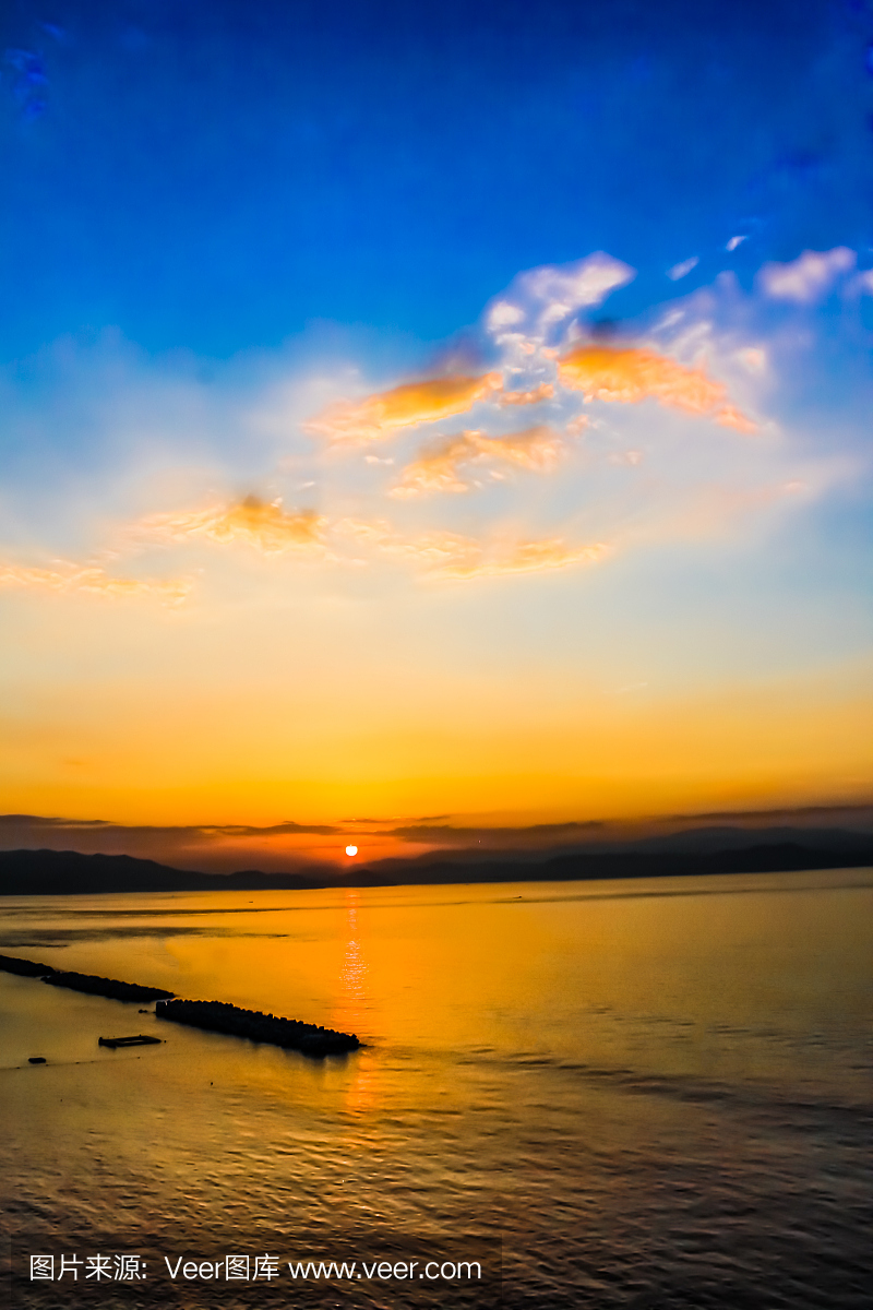 德岛县,德岛港市,日本四国岛东部港市,垂直画幅