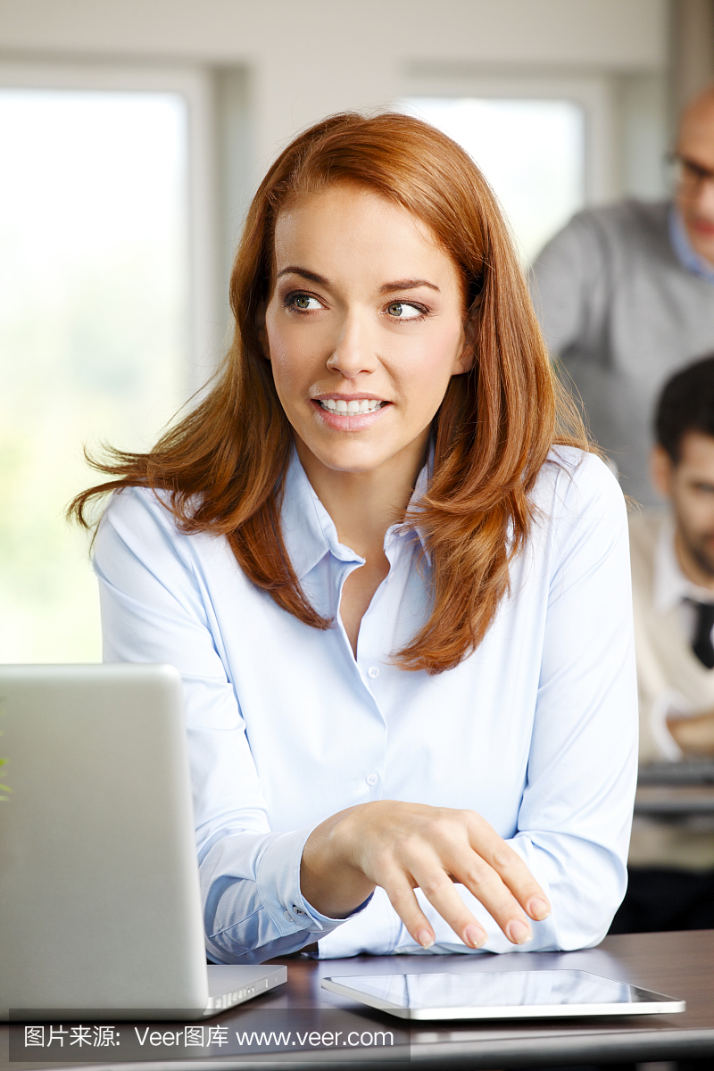 销售主管,营销部门经理,垂直画幅,办公室