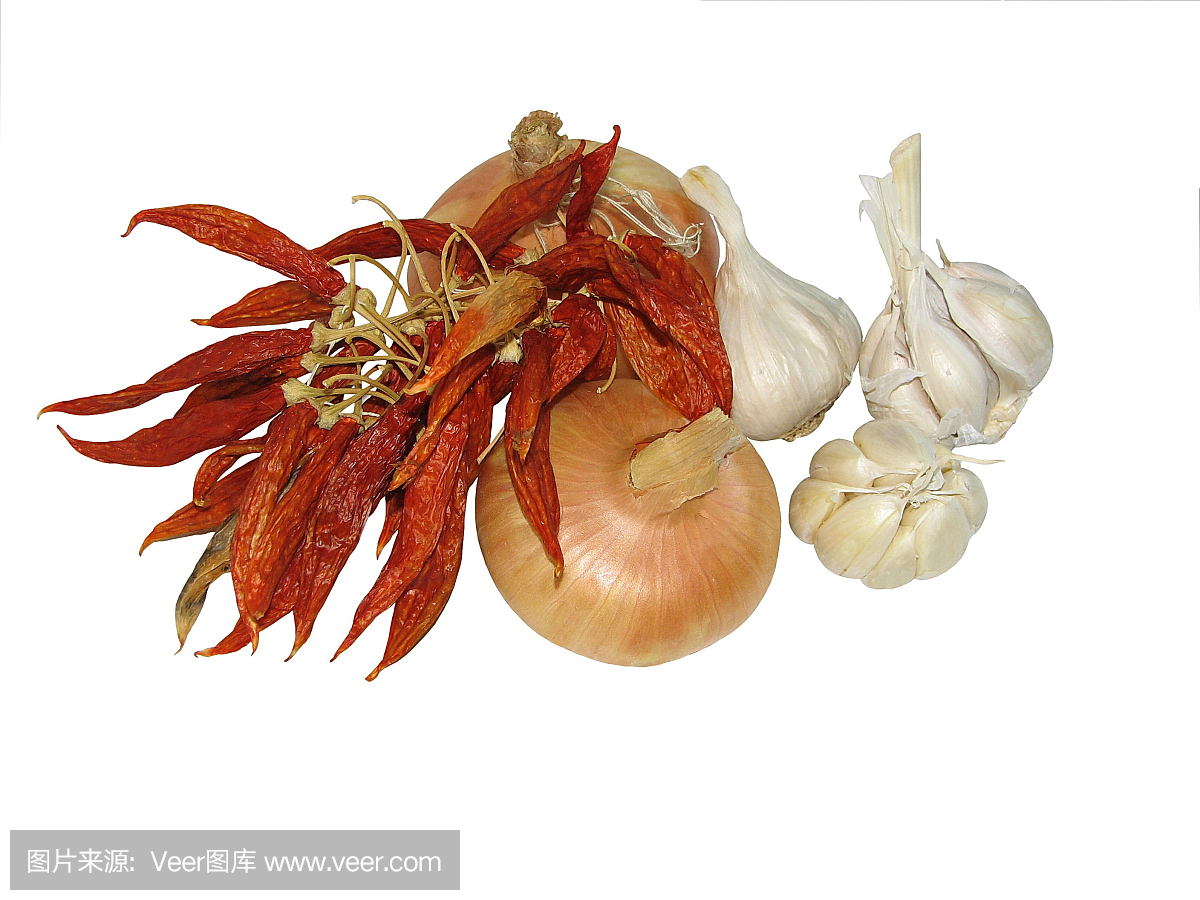 堆洋葱,辣椒,大蒜隔离