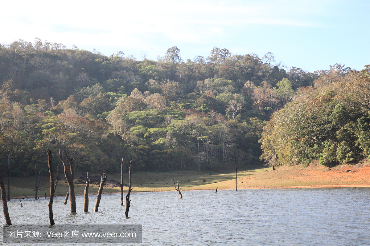 沛绿雅湖,佩日亚湖,沛绿亚湖,皮里亚湖