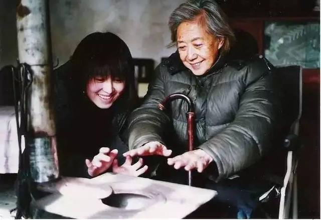 我们俩电影