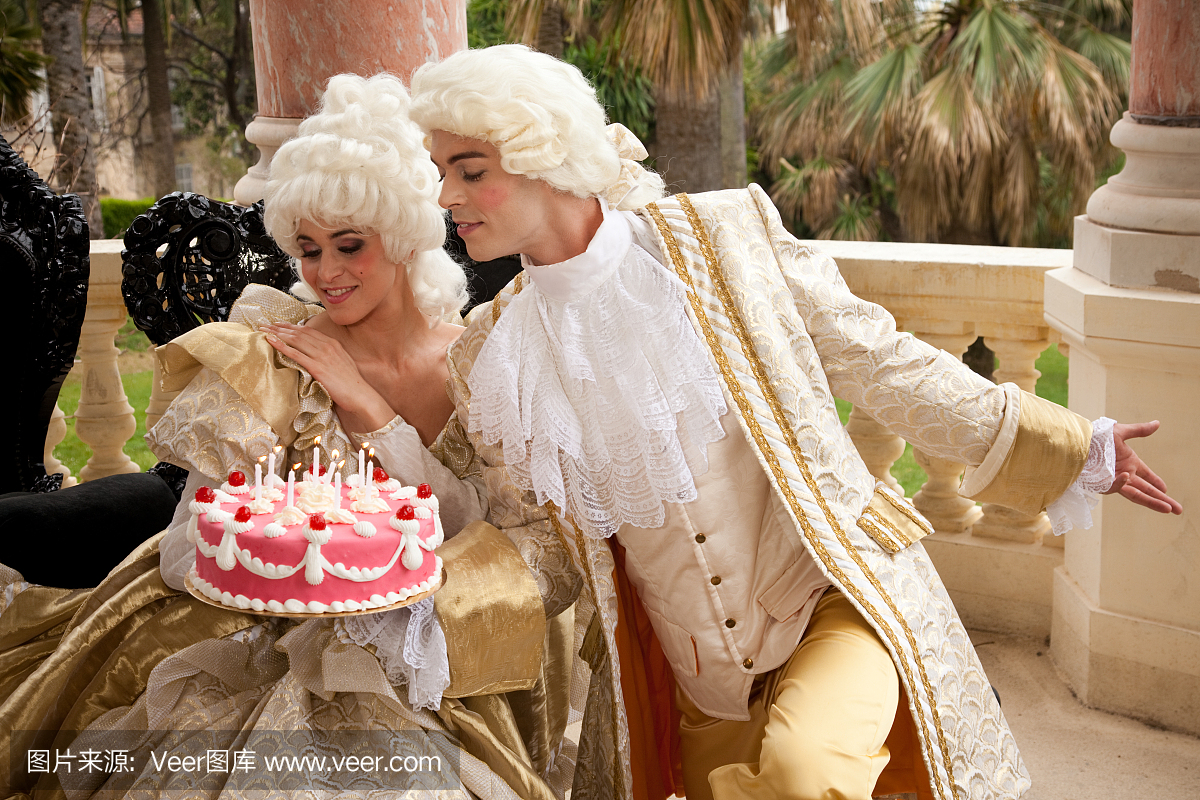 玛丽·安托瓦内特从她的王子那里收到蛋糕