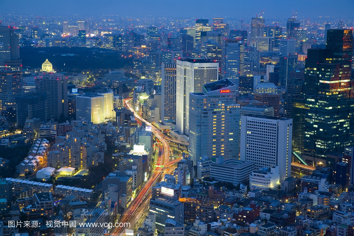 日本东京都港区六本木东京塔的鸟瞰图。