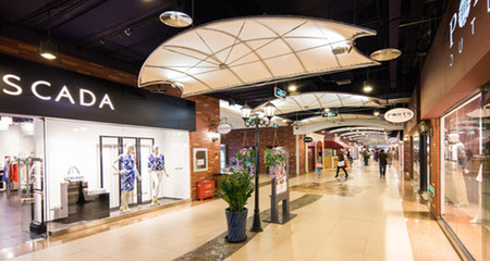 Торговый центр Yansha Outlets Торговый центр Yansha Outlets