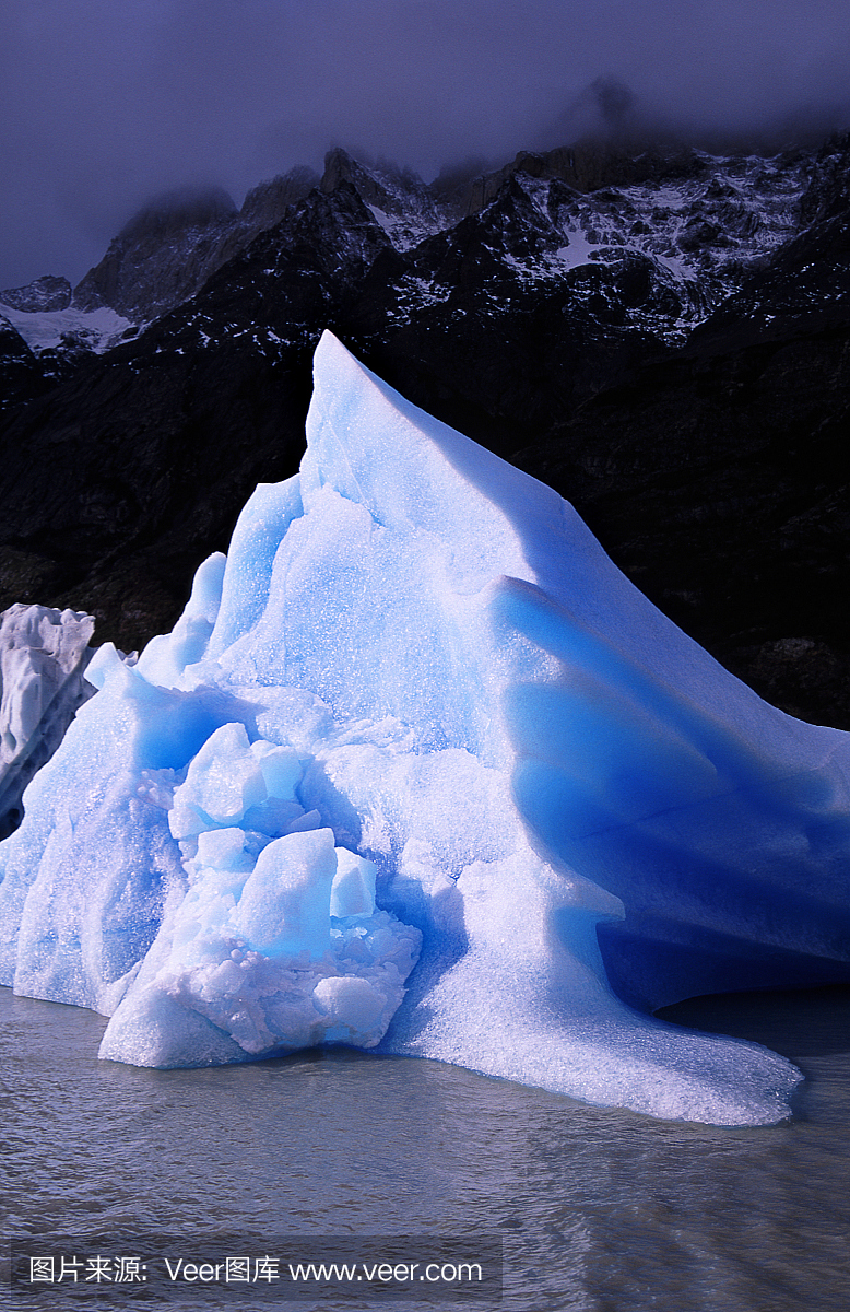 浮动冰山在灰湖,托雷斯德尔潘恩,智利