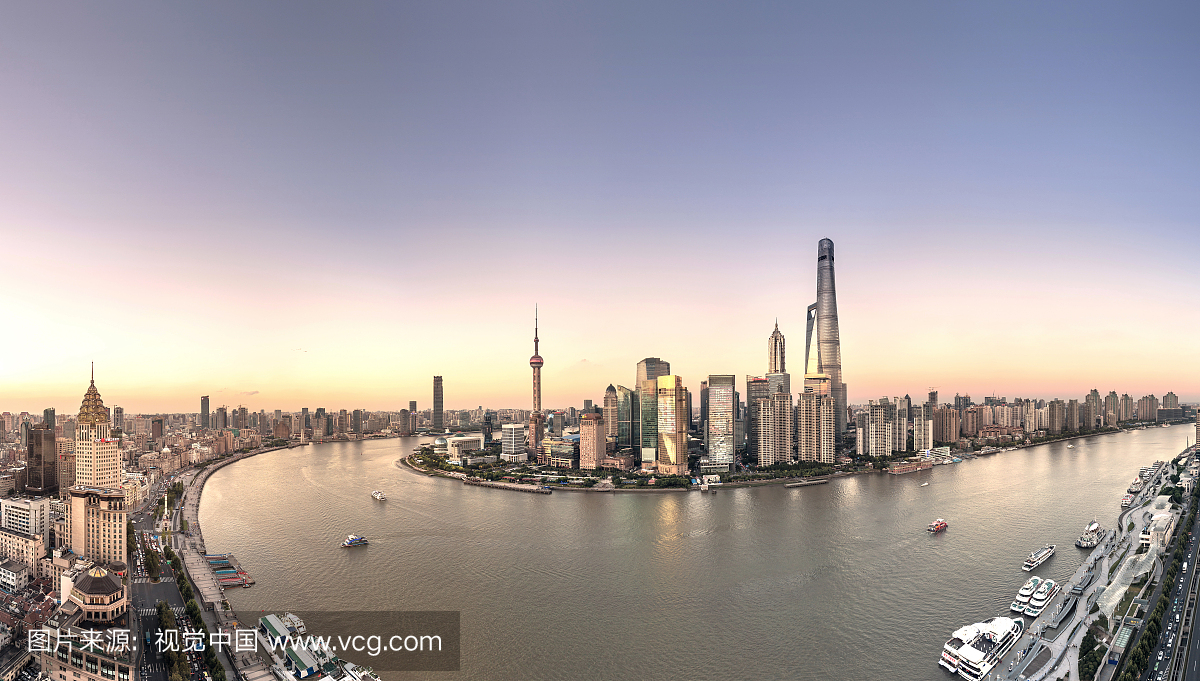 高空视角陆家嘴及外滩金融区