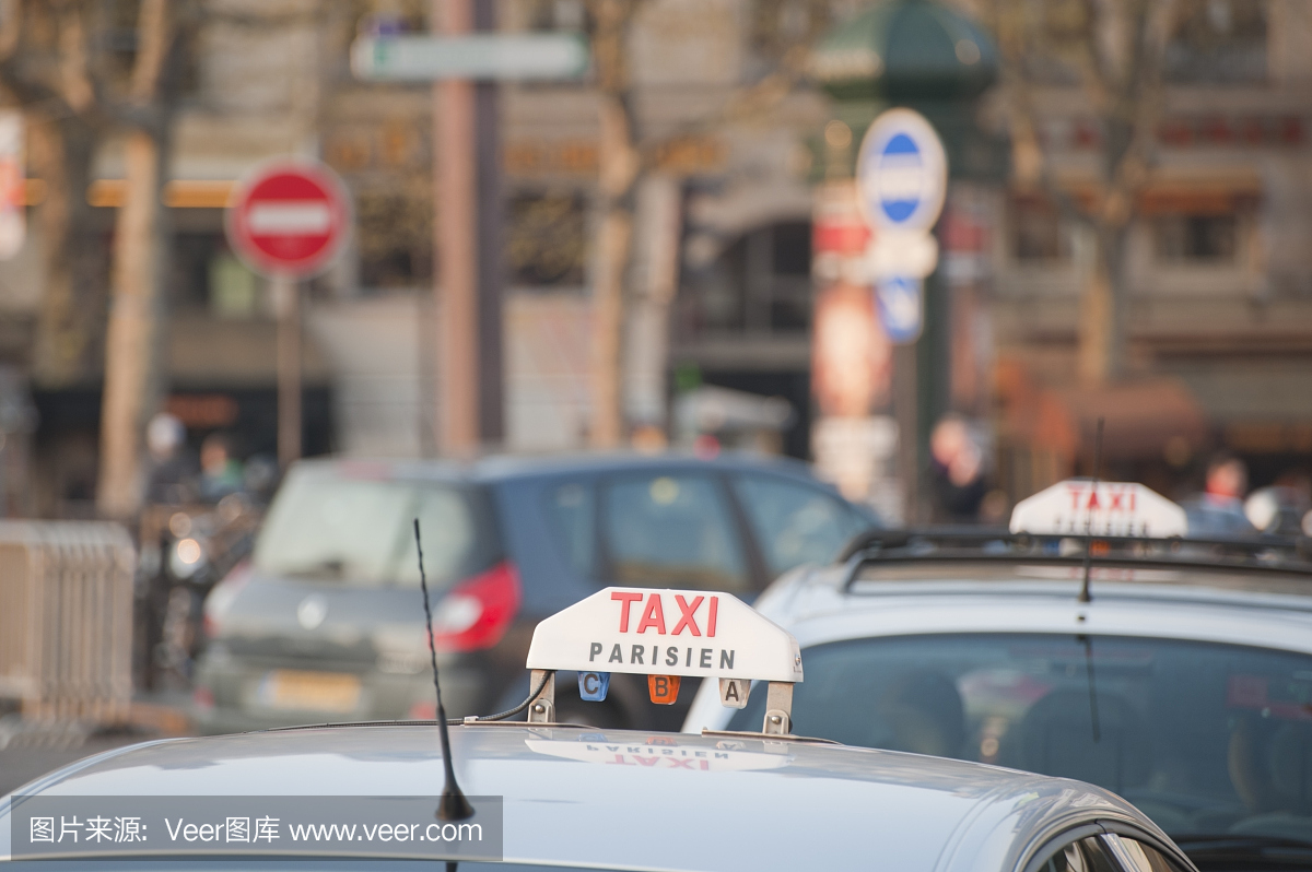 出租车在巴黎的交通