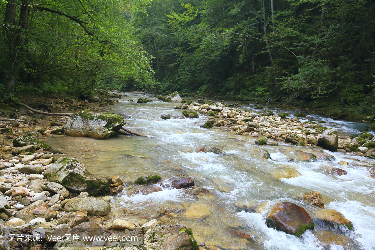 高加索山脉,高加索,英文字母A,字母A