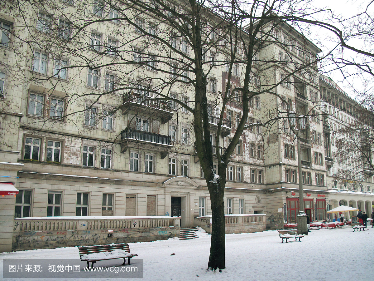 雪在卡尔·马克思等人,东柏林