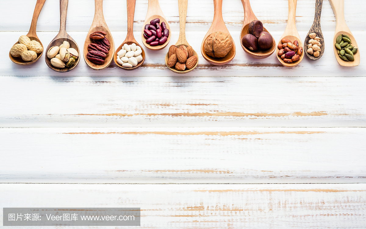 Selection food sources of omega 3 and unsatu