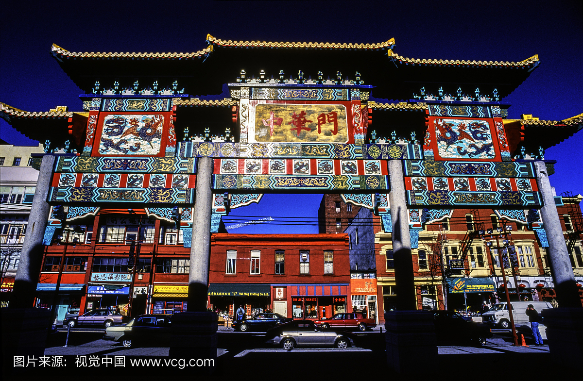 传统门标志着孙中山中国古典园林的地理位置。