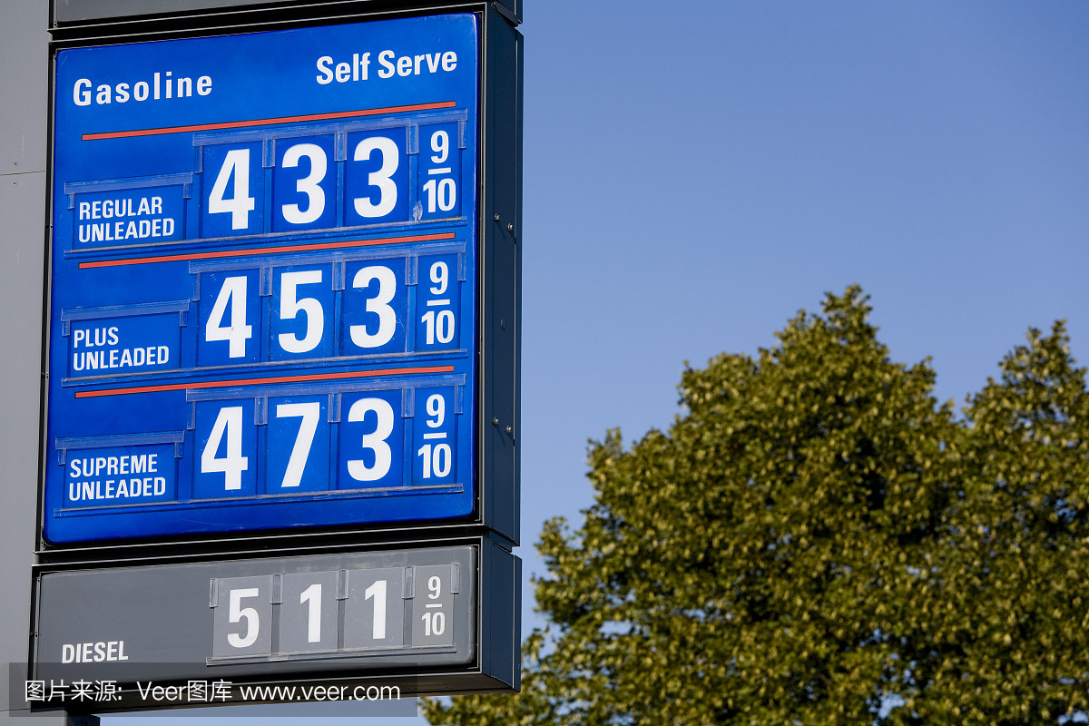 天气高昂的天然气价格每加仑上涨了5美元
