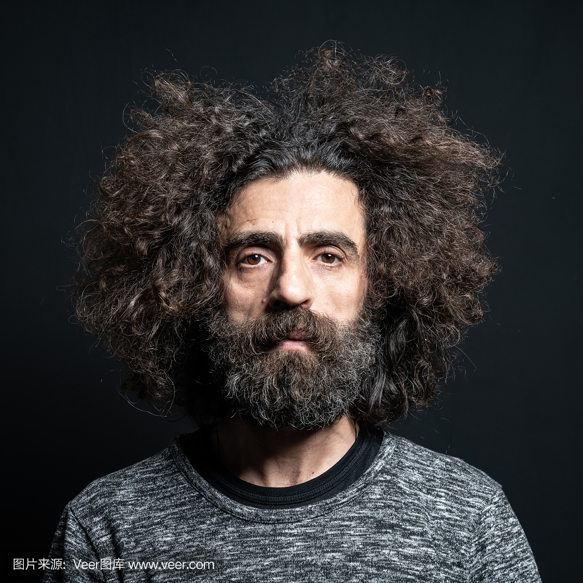 真实的人,专心,中老年男人,态度