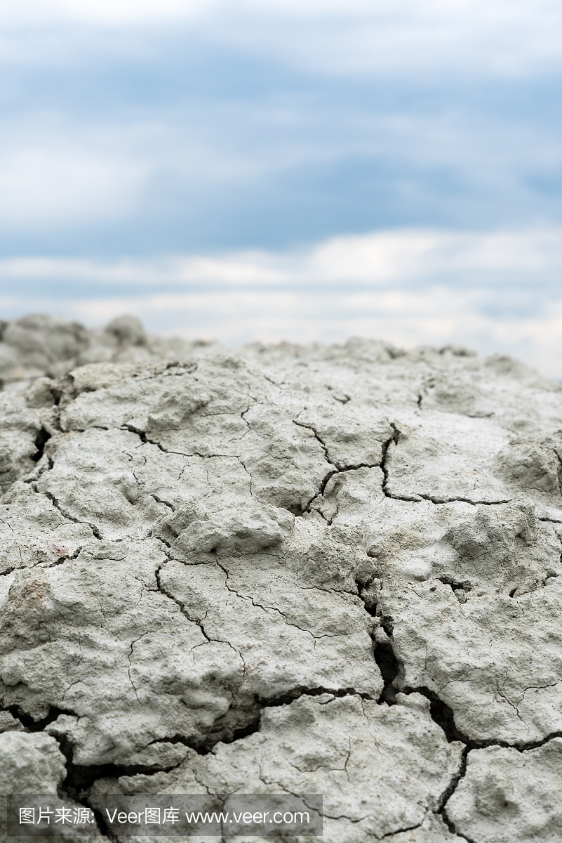 垂直画幅,天空,留白,泥土