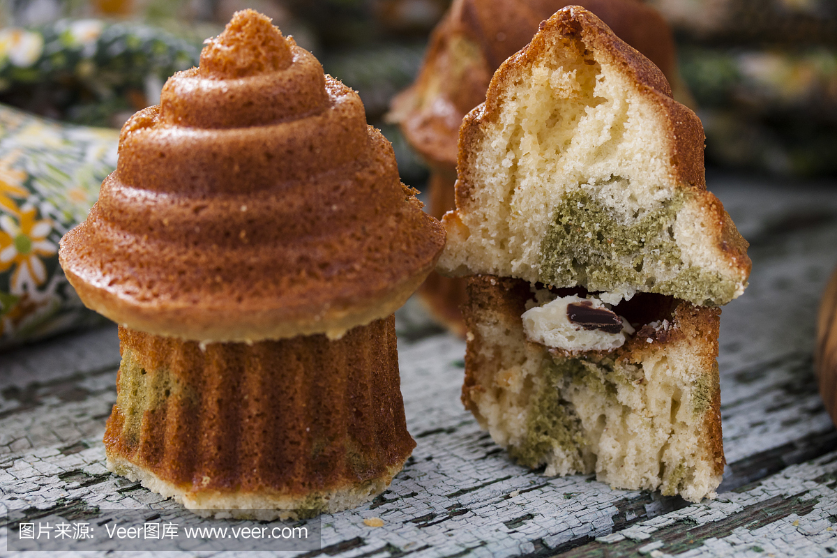 IM电竞平台官网入口2024年烘焙食物行业大揭秘：市集范围将达61107亿元！