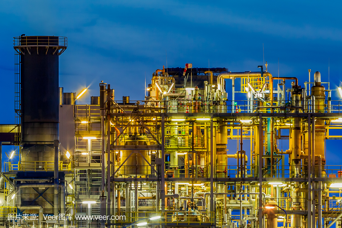 工业化工厂框架配置文件细节在晚上