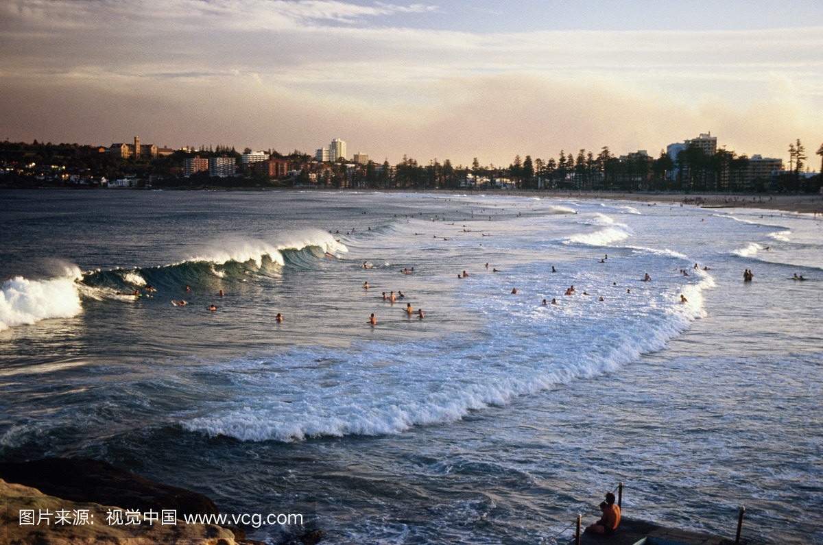 澳大利亚,新南威尔士州,悉尼,曼利海滩,海上游泳