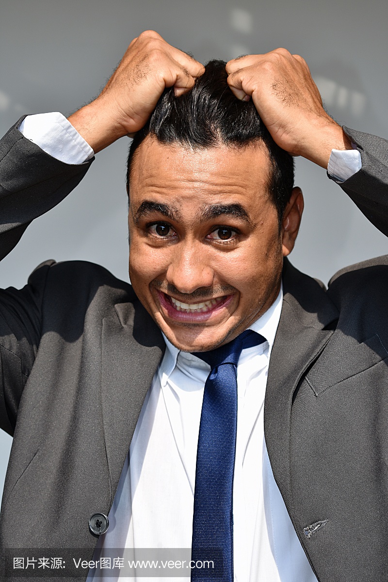 担心,躁急不安,烦,百感交集