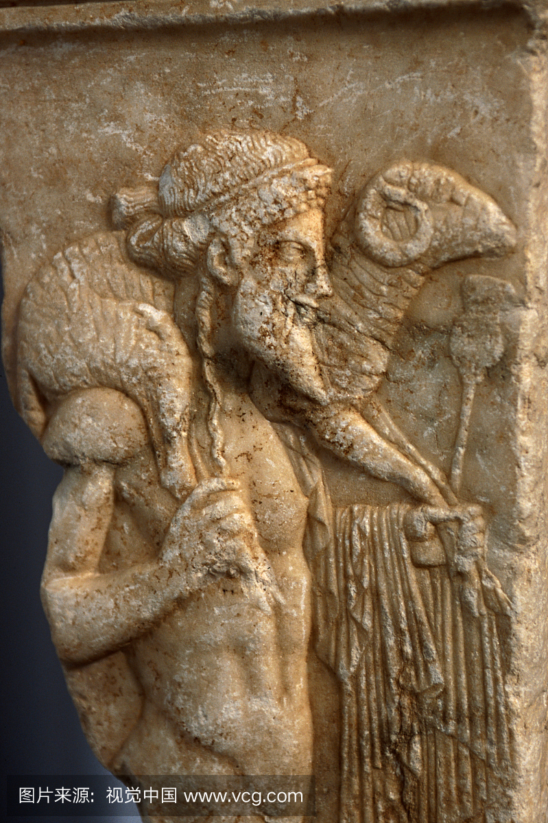 在雅典国家考古博物馆展出的牧羊人爱马仕的细