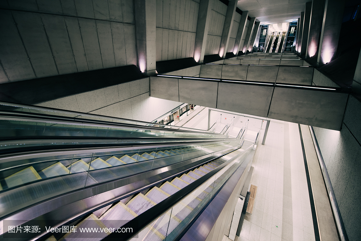 空中走廊,高架步行路,高架行人路,高空人行道