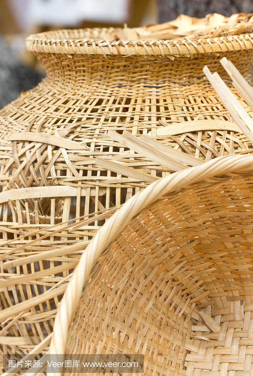 亚洲自然手工制作的集装箱。