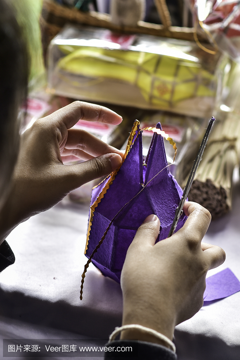 雪花石膏,条纹大理石石膏色,英文字母T,字母T的