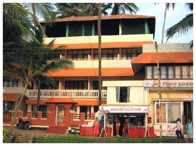 Best hotel at low price and right on the Light Ho Best hotel at low price and right on the Light Ho
