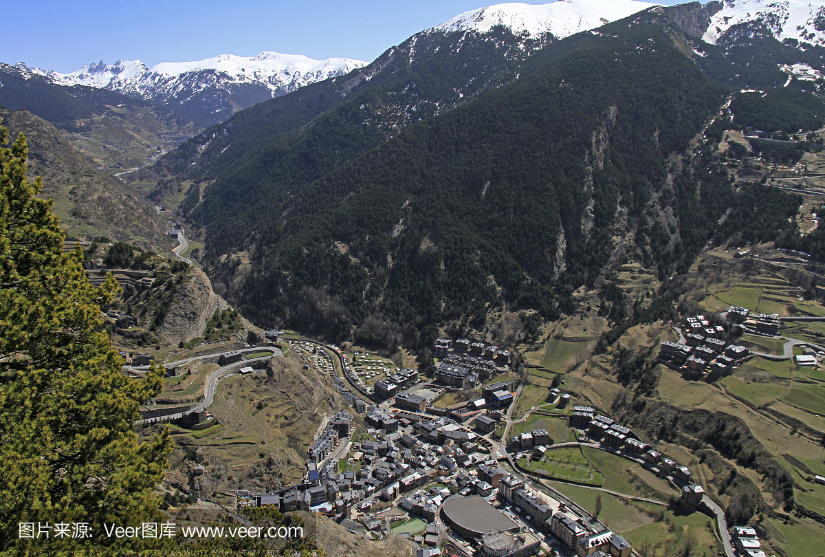 从Mirador Roc del查尔的看法在安道尔