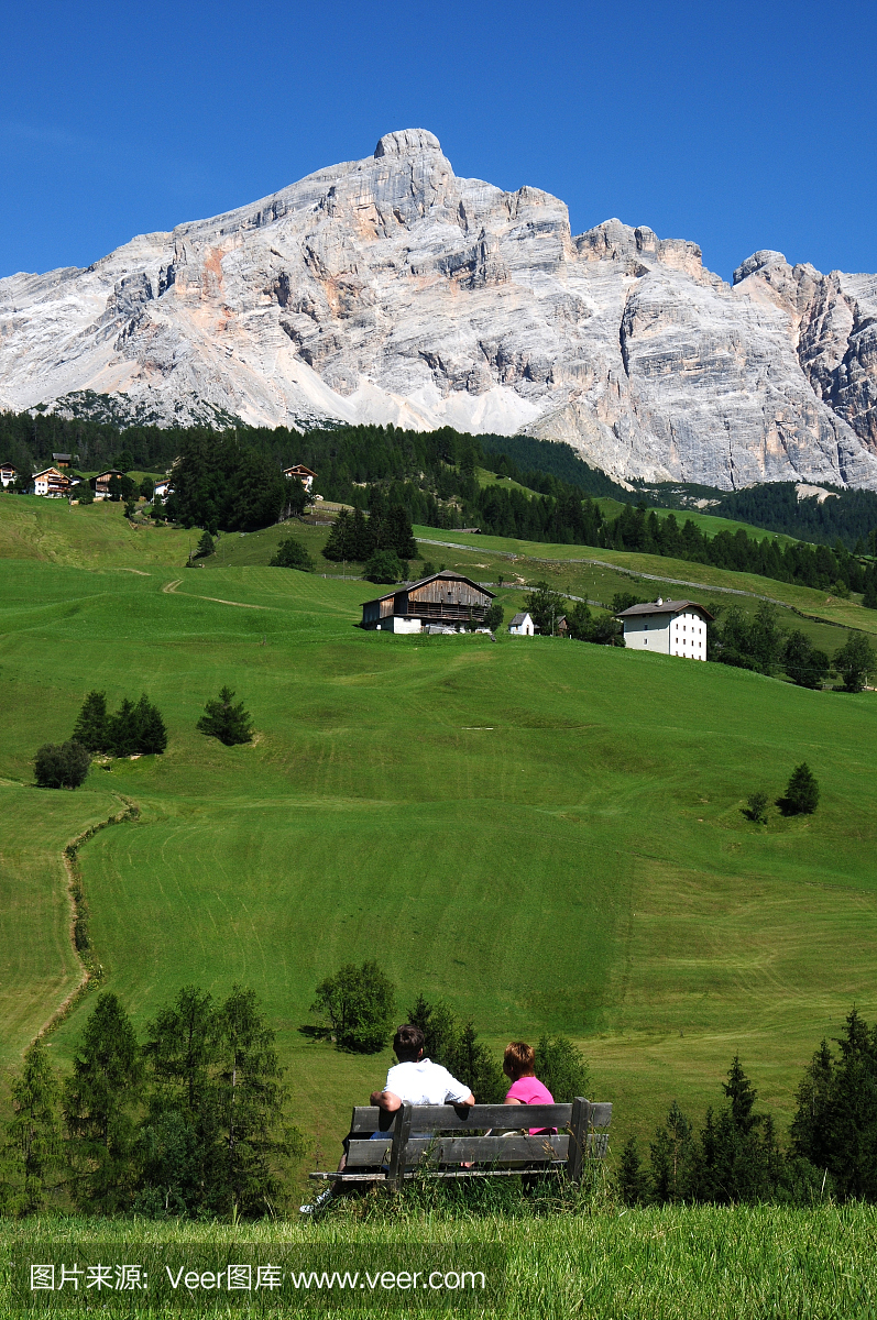 马吉亚溪谷,马基雅山谷,马奇雅谷,马奇亚山谷