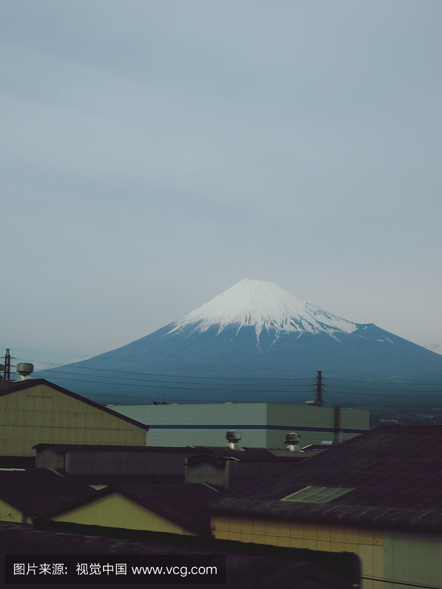 富士山阴天
