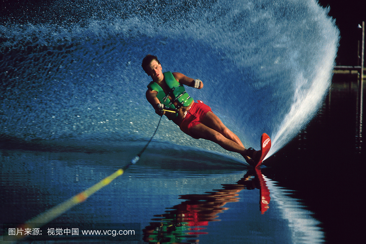 滑水运动,划水竞赛,滑水比赛,滑水