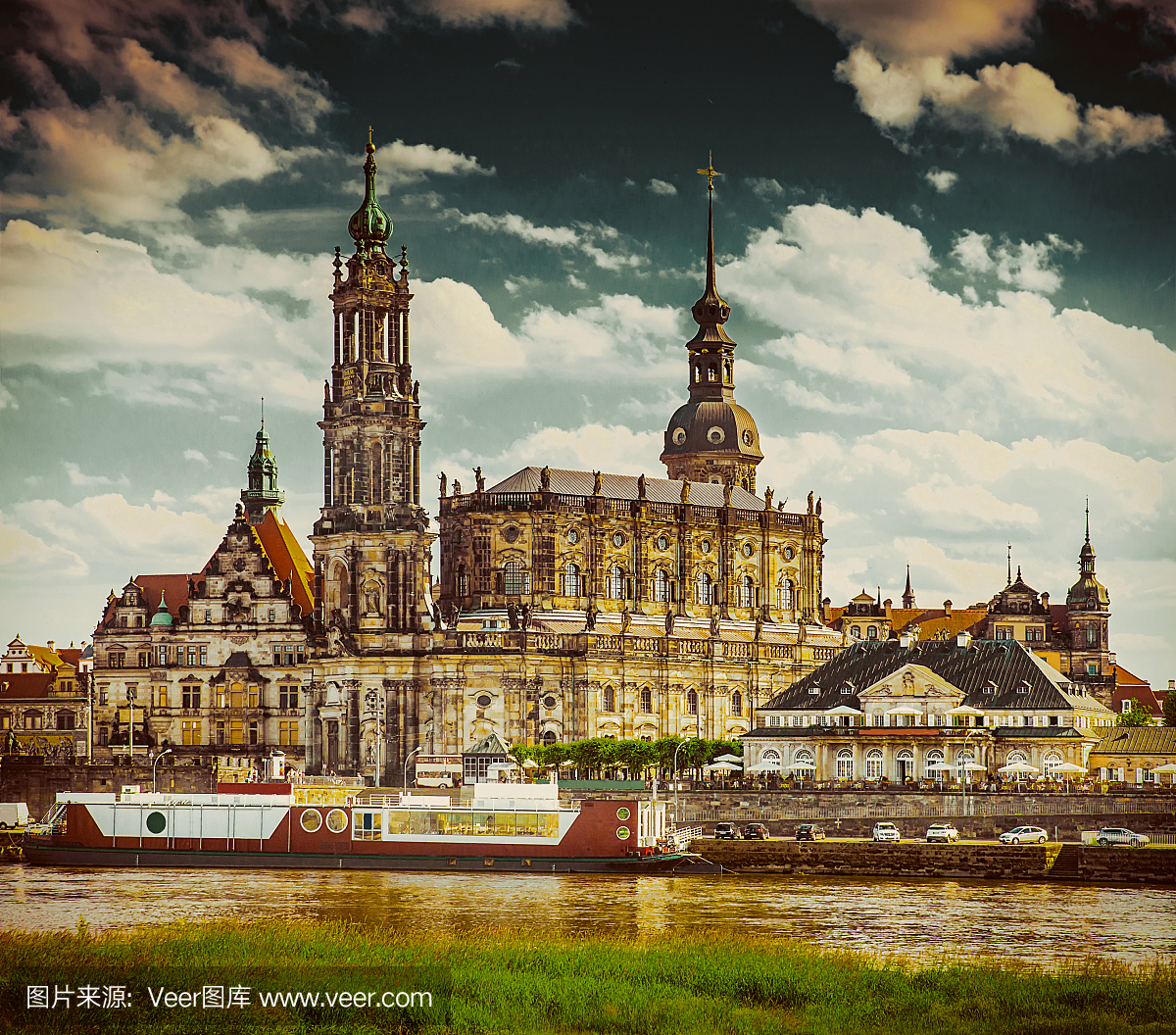 昂格鲁撒克逊人,古英语,古代英语,易北河