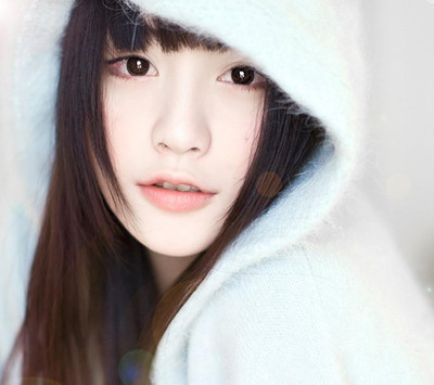 电脑锁屏壁纸美女