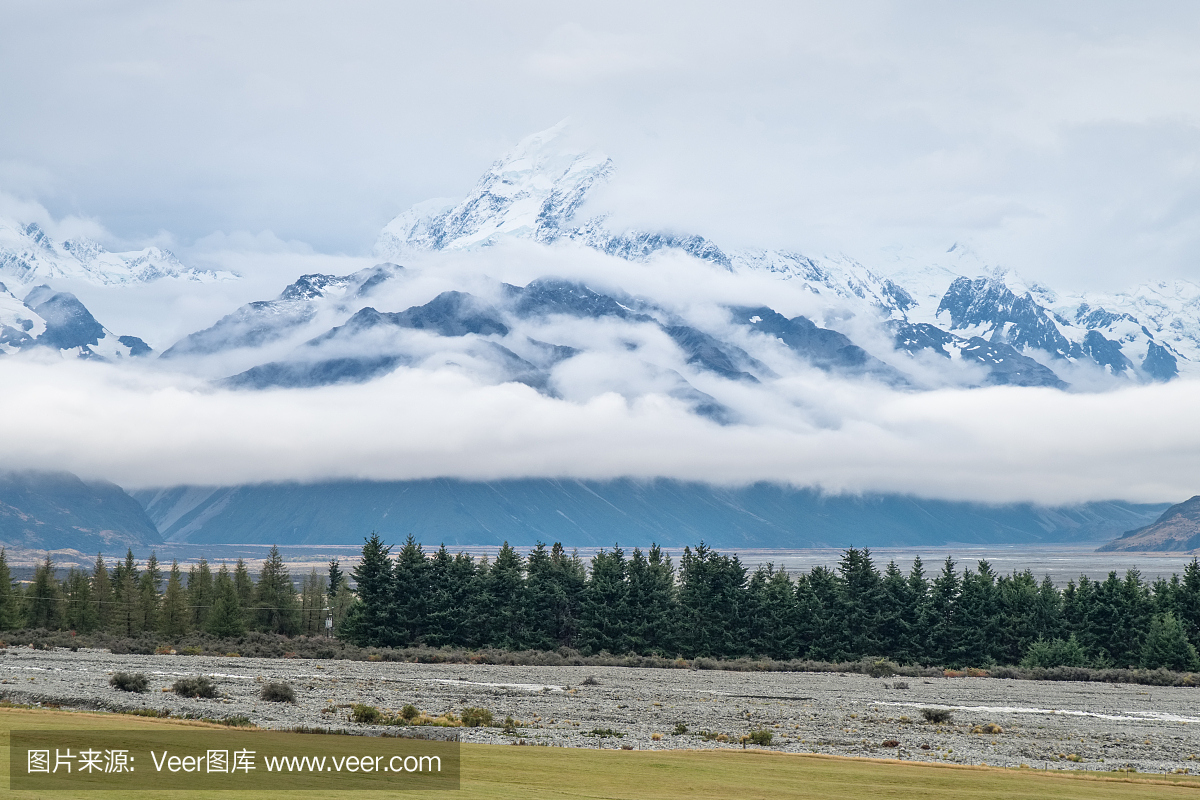 Landscape around Mt.Cook\/Aoraki national pa