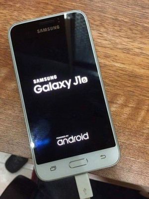4.5英寸新Galaxy J1曝光小屏仍有市场IT168 手 4.5英寸新Galaxy J1曝光小屏仍有市场IT168 手