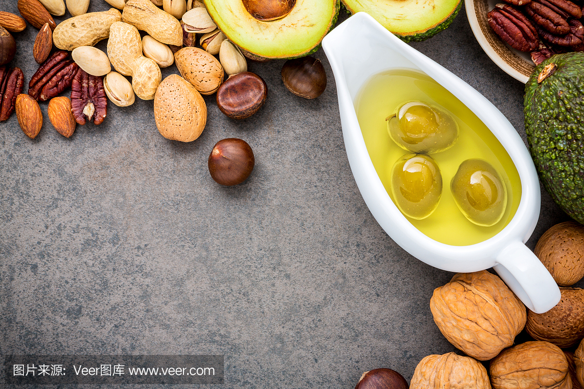 Selection food sources of omega 3 and unsatu