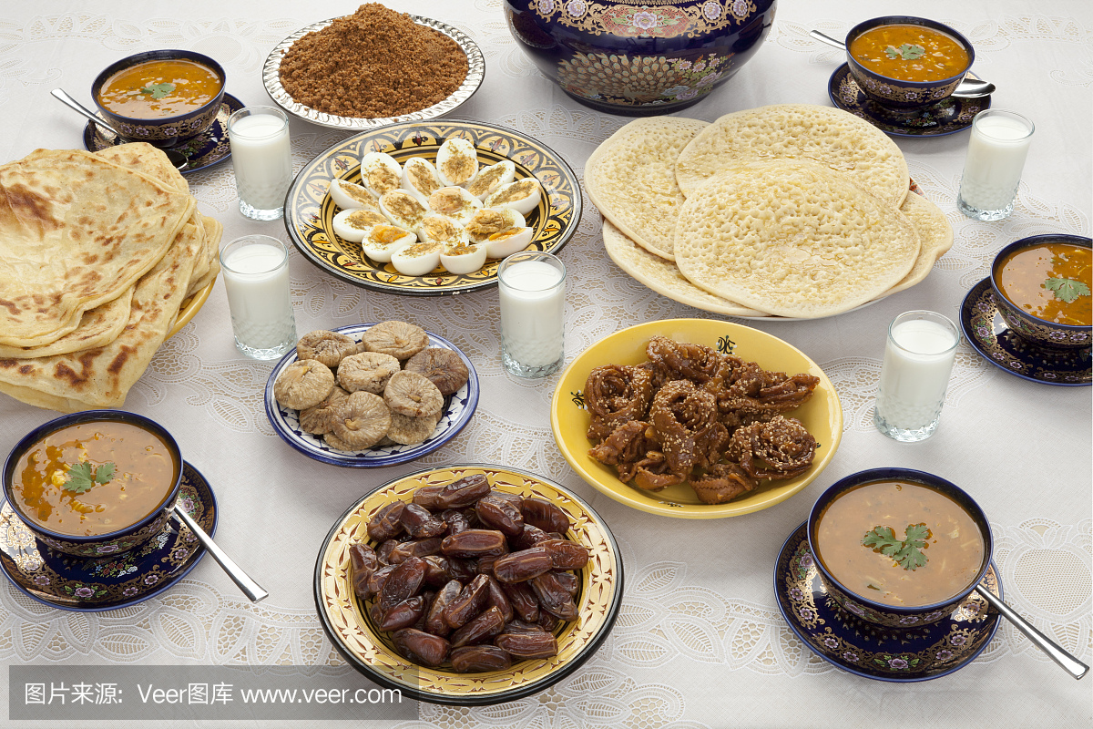 传统摩洛哥餐在斋月的iftar