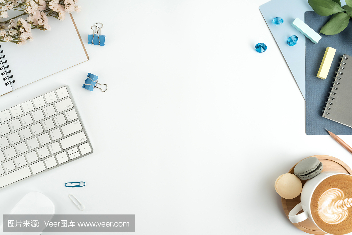 风格的股票摄影海军蓝色办公室桌子与空白的笔