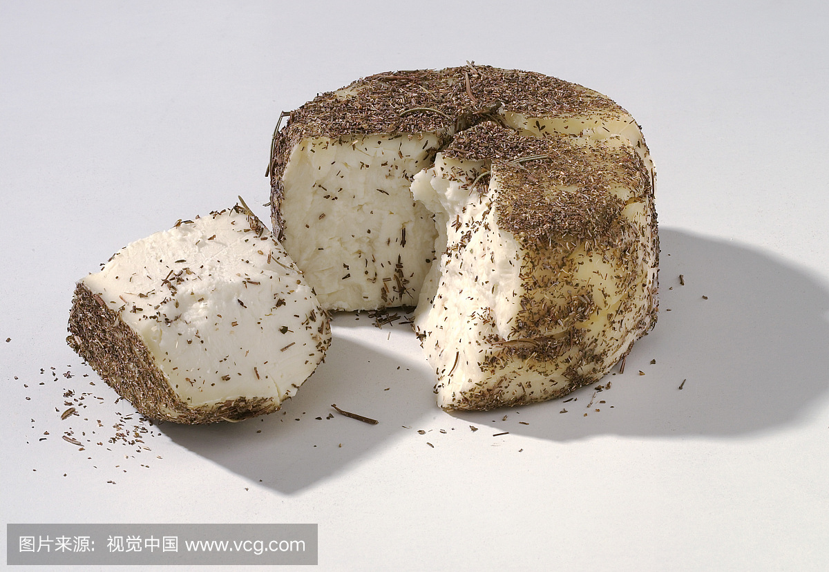 Brin d'amour (Corsican sheep's cheese with wi