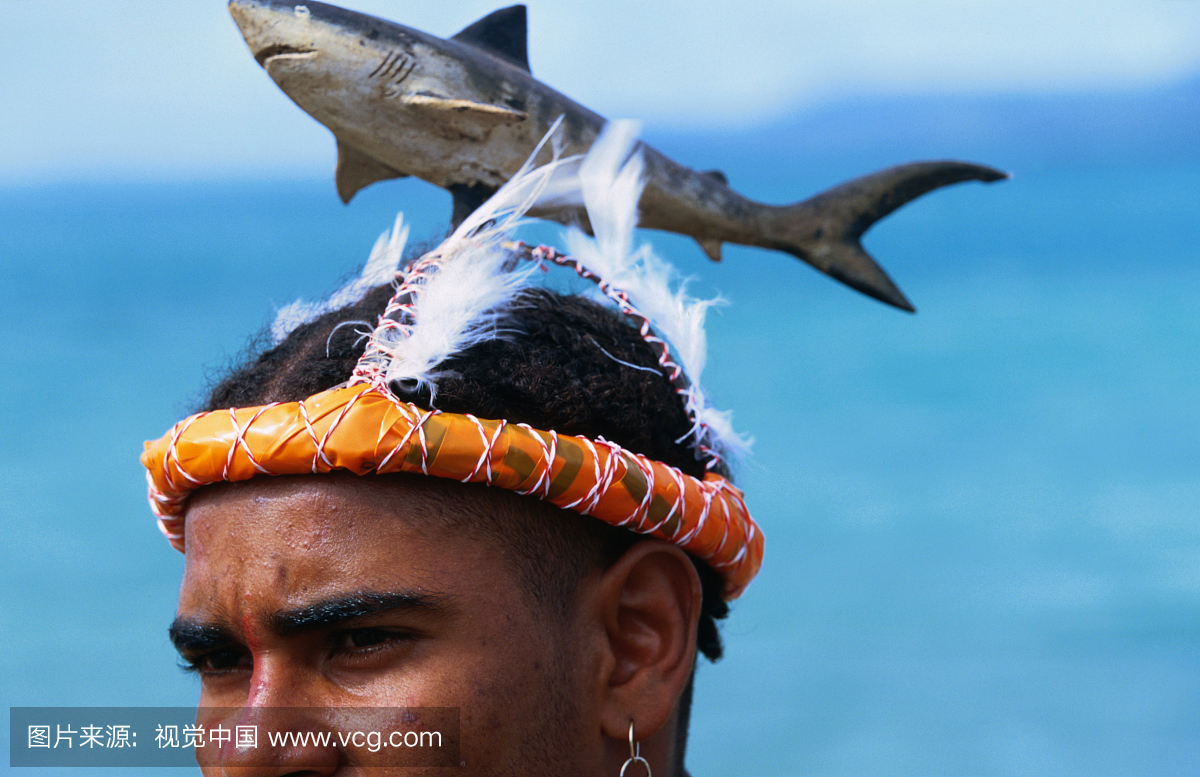 在托雷斯海峡群岛的默里岛(梅尔岛)舞者的传统